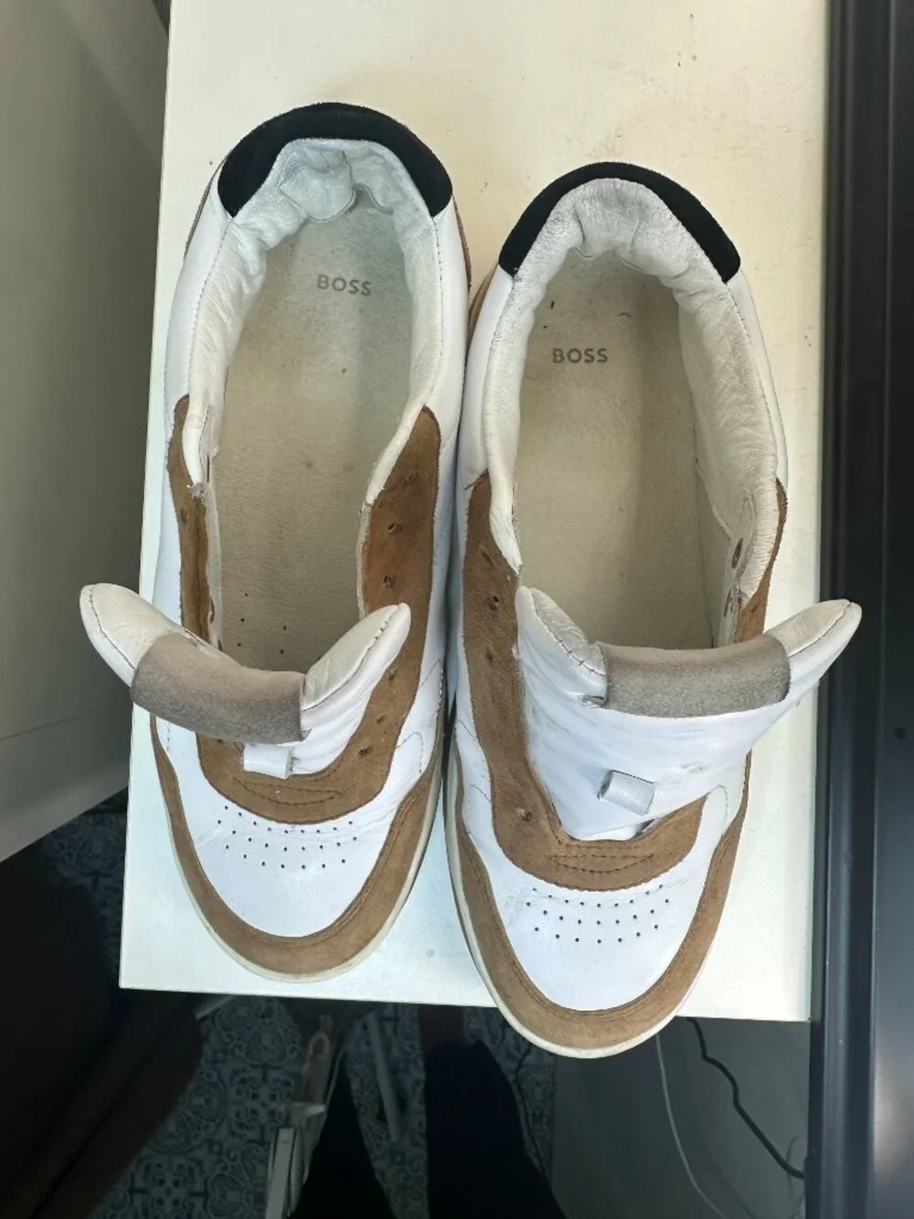 BOSS Hugo Boss White & Cognac Suede Panelled Low-Top Sneakers, EU 38 / US 7.5–8